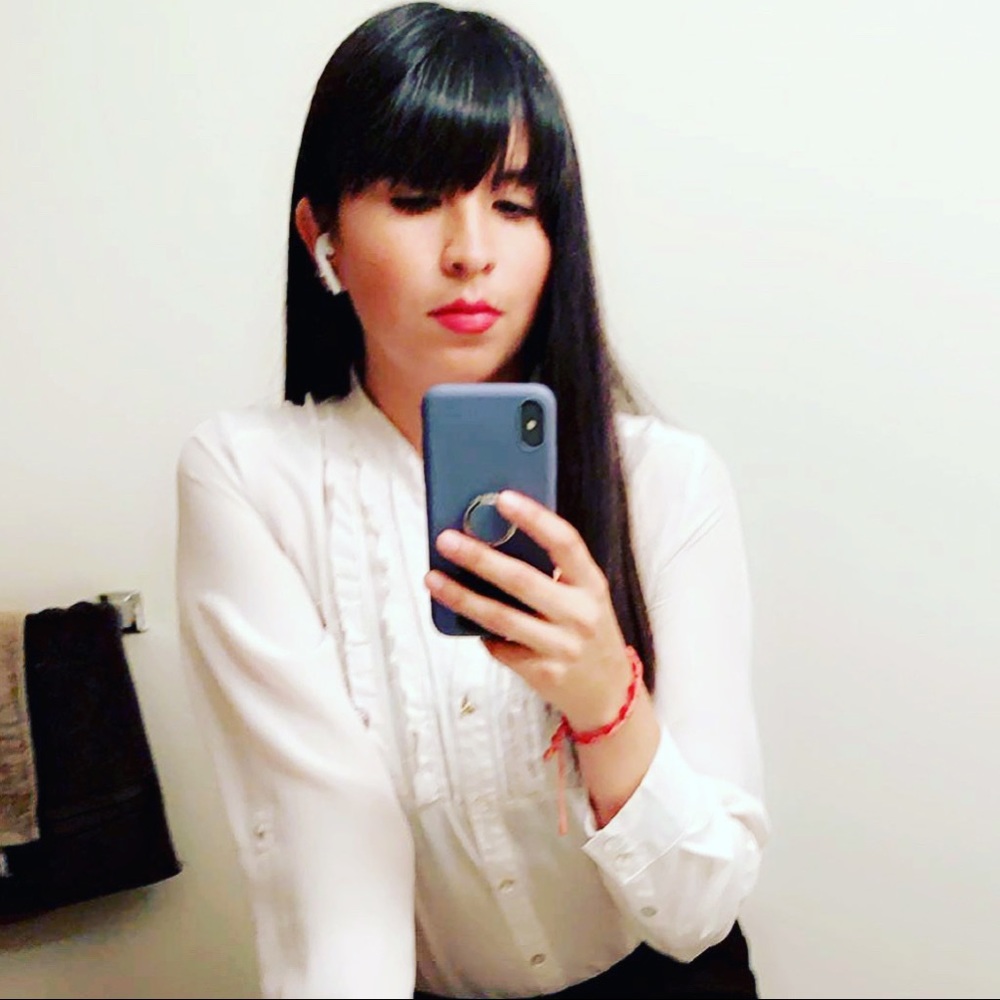 Meet your Posher, Stephanie